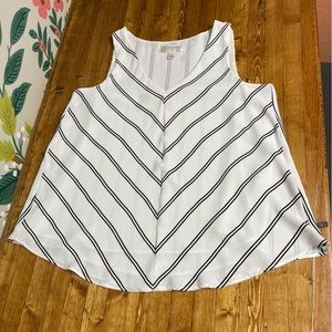 Kenar White Chevron Sleeveless Top